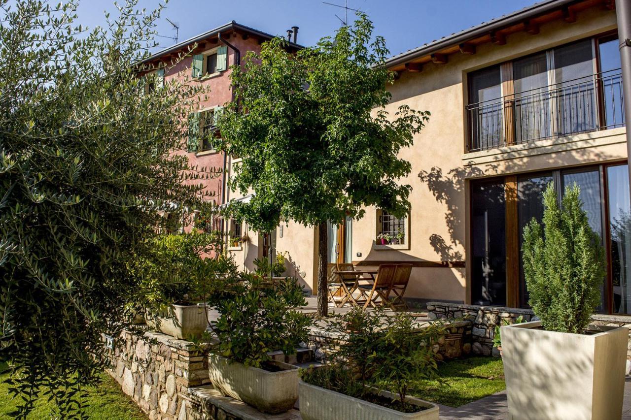 Aparthotel La Casa Del Nonno Monzambano Exterior foto